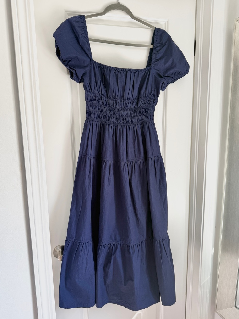 Aritzia Allegoria Poplin Navy Puff-Sleeve Midi Dress - Women's Size M New - Picture 2 of 4